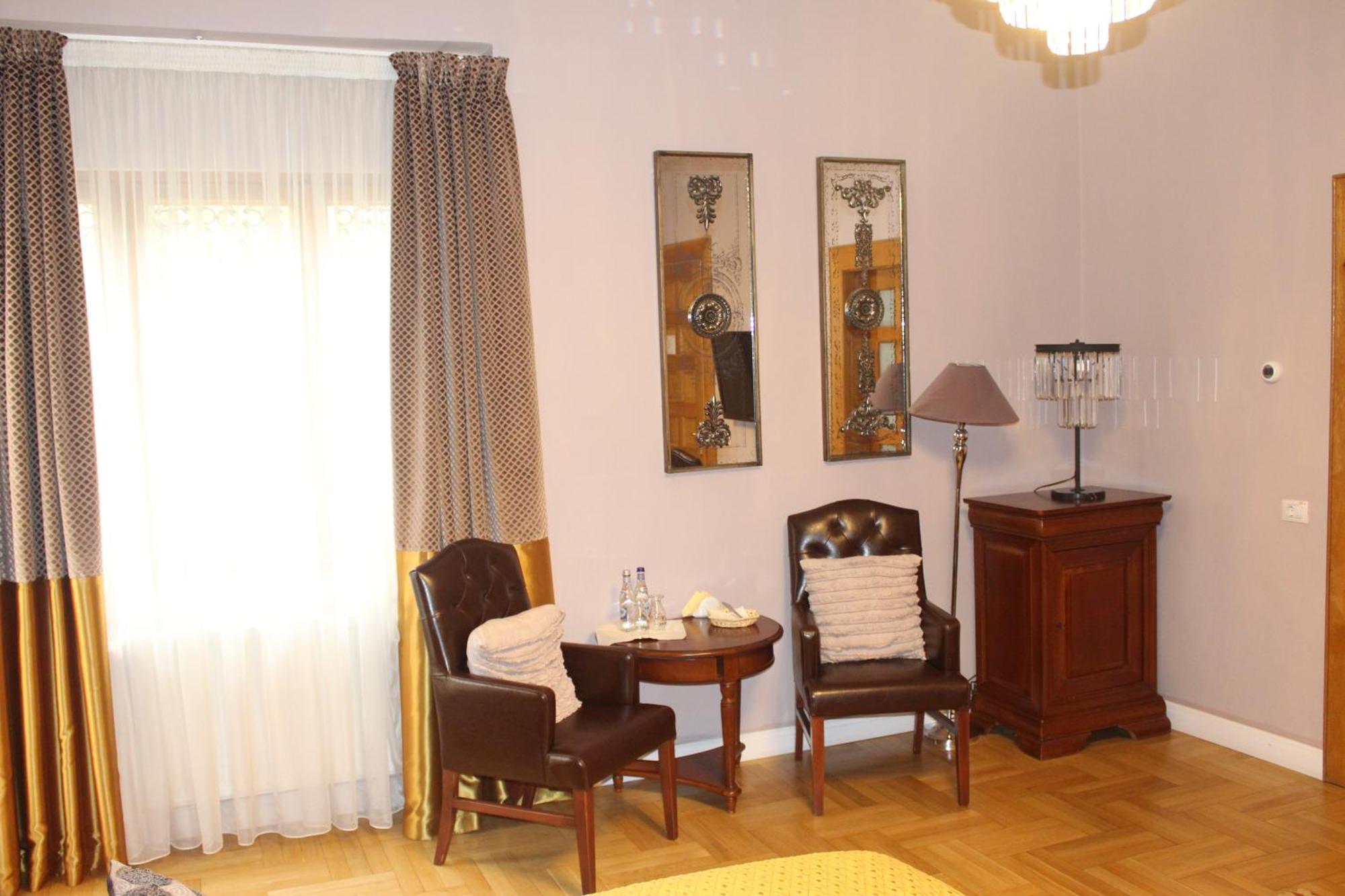 Casa Cranta Hotell Braşov Eksteriør bilde
