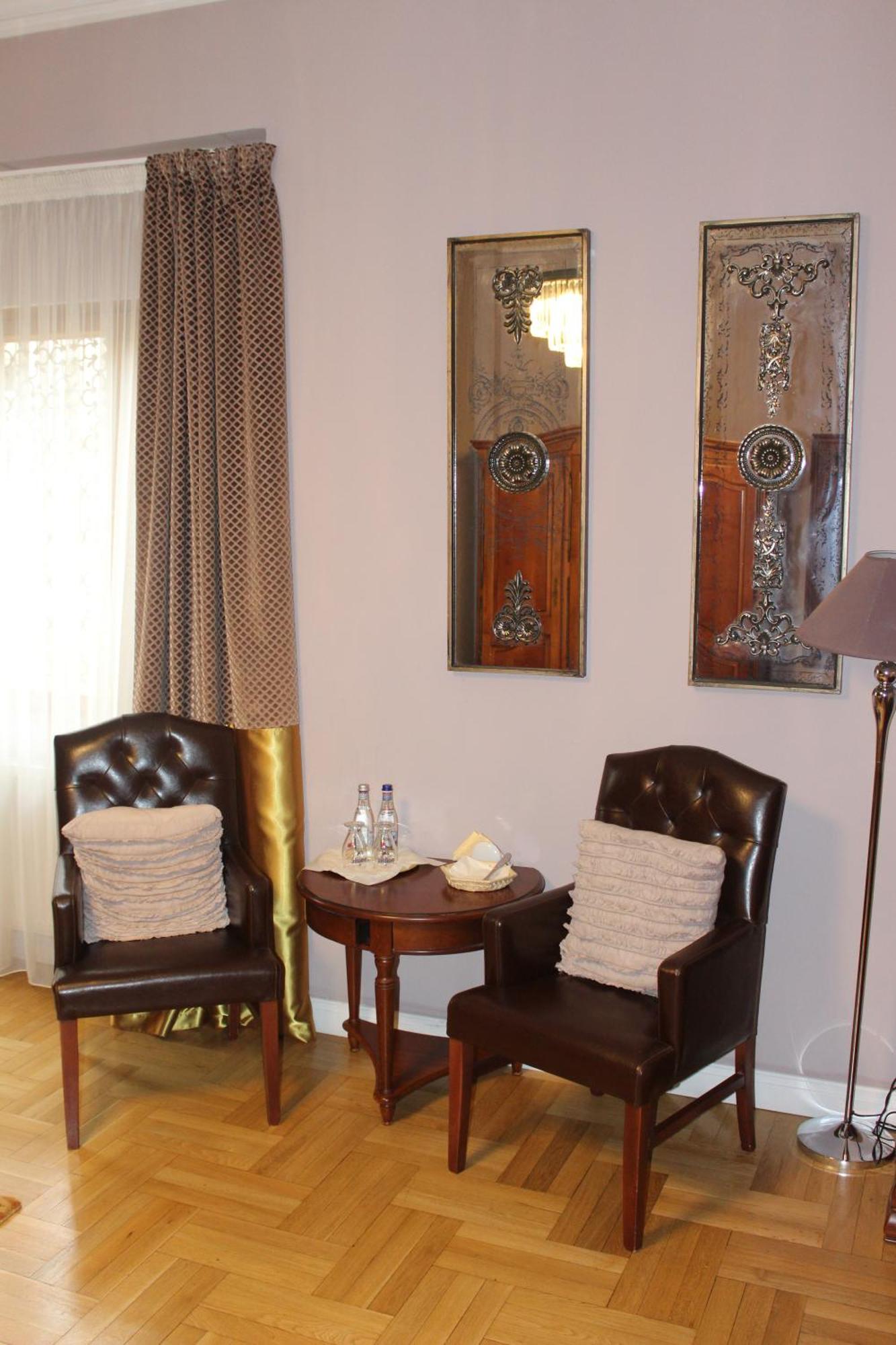 Casa Cranta Hotell Braşov Eksteriør bilde